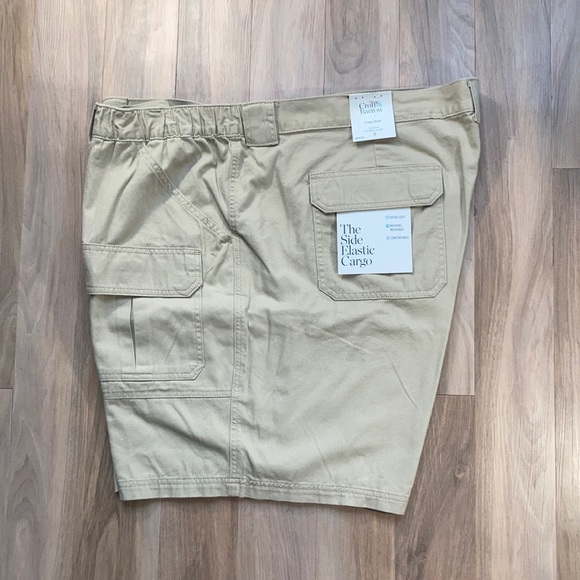 NWT Side elastic tan cargo short Croft & barrow size 52 or 46 - Picture 3 of 16